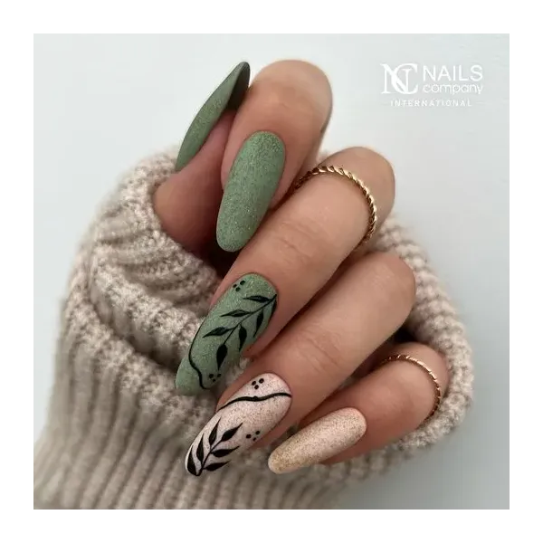 Vernis semi-permanent Greenbull  - DOG STORY