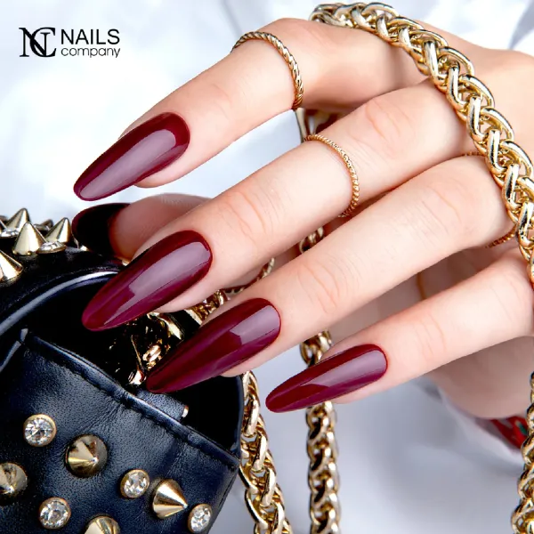 Vernis semi permanent rouge cerise Cherry Lips