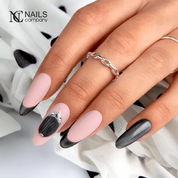 Vernis effet cat eye anthracite Cristallo Fumo 😺