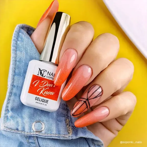 inspiration ongles vernis néon orange
