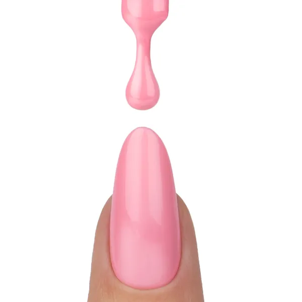 Vernis semi-permanent rose pastel Prive de la collection La Petite.