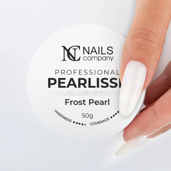 Frost Pearl est un gel UV de construction blanc avec un effet sirène.
