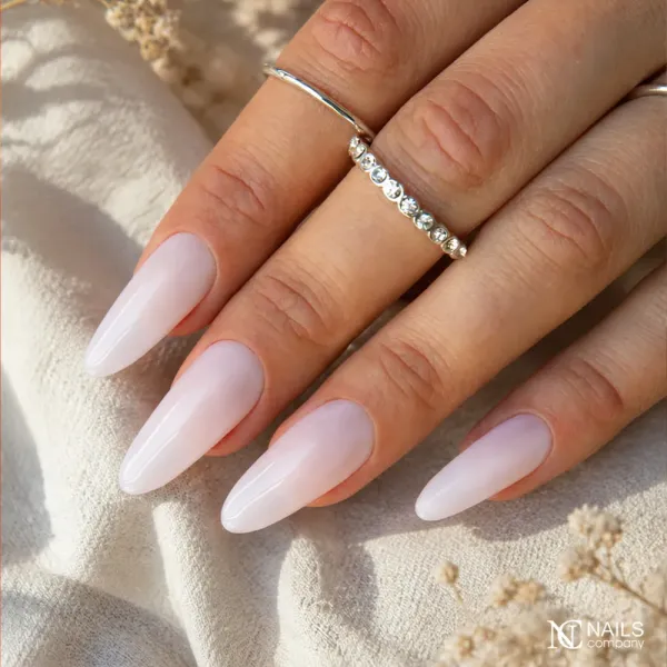 Vernis Semi-Permanent Nudes Milk Day