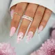 Inspiration ongles blanc laiteux