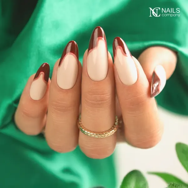 Inspiration ongle nude beige