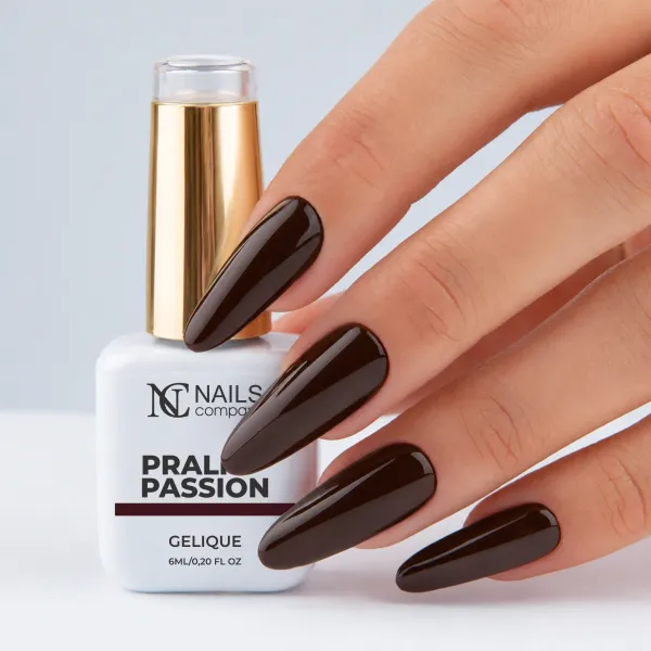 Vernis Semi-Permanent brun bordeaux Praline Passion - Sans Hema