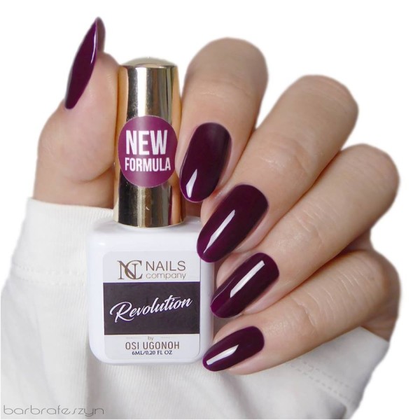 Vernis semi permanent Revolution by Osi