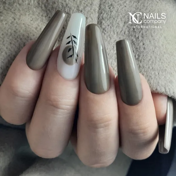 vernis marron Womanly - Dont forget me